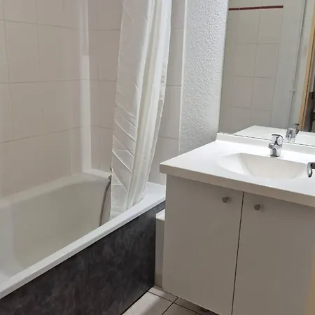 Apartmán T2 Avec Terrasse Et Parking A - Fr-1-234-337